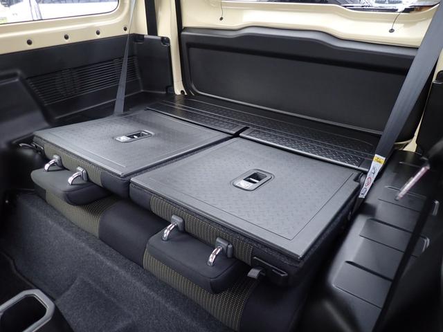 ジムニー ＸＣ　社外ＣＤオーディオ　ＣＤ再生　Ｂｌｕｅｔｏｏｔｈオーディオ　スズキセーフティサポート　オートマチックハイビーム　ダウンヒルアシスト　ビルドインＥＴＣ　ヘッドライトウォッシャー（9枚目）