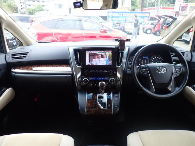 TOYOTA ALPHARD 2.5X