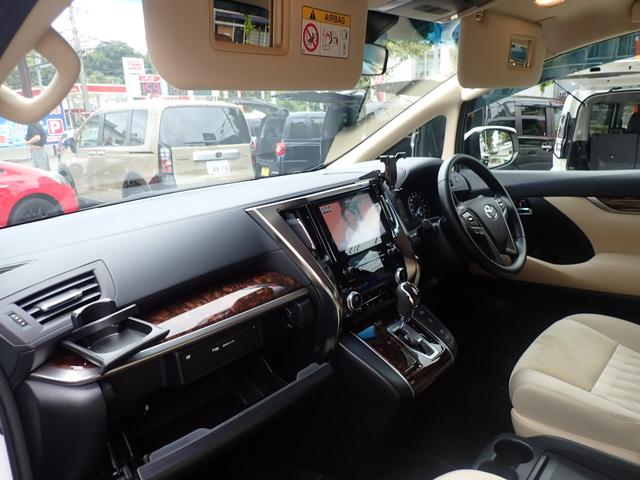TOYOTA ALPHARD 2.5X