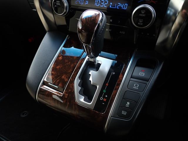 TOYOTA ALPHARD 2.5X