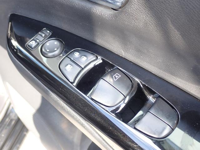 セレナ オーテック　セーフティパッケージ　純正９インチナビ　　全方位カメラ　両側電動スライドドア　純正フリップダウンモニター　純正ドラレコ　エマージェンシーブレーキ　デジタルインナーミラー　プロパイロット　ＥＴＣ　パーキングアシスト（32枚目）