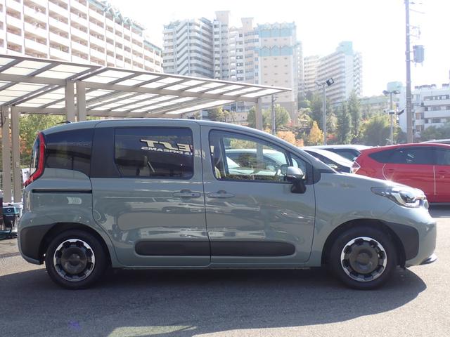 シエンタ ハイブリッドZ 純正10.5型ナビゲーション フルセグ Bluetoothオーディオ カープレイ対応 全方位モニター 両側パワースライドドア ビルドインETC2.0 前後ドライブレコーダー LEDオートライト(16枚目)