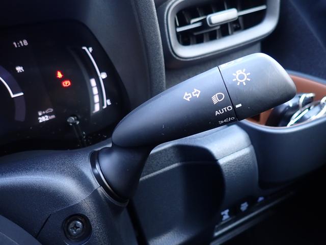 シエンタ ハイブリッドZ 純正10.5型ナビゲーション フルセグ Bluetoothオーディオ カープレイ対応 全方位モニター 両側パワースライドドア ビルドインETC2.0 前後ドライブレコーダー LEDオートライト(30枚目)