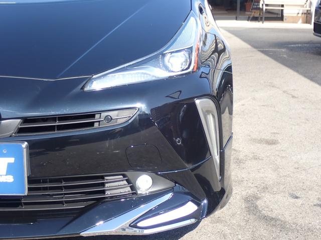 プリウス ＳセーフティプラスＩＩ　純正７型ナビ　全方位モニター　ＣＤ録音　ＤＶＤ　フルセグ　Ｂｌｕｅｔｏｏｔｈオーディオ　ビルドインＥＴＣ　社外フルエアロ　トヨタセーフティセンス　ブラインドスポットモニター（36枚目）