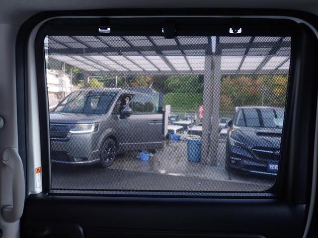 スペーシアカスタム ハイブリッドＸＳターボ　社外８型ナビ　フルセグ　ＣＤ　ＤＶＤ　Ｂｌｕｅｔｏｏｔｈオーディオ　バックカメラ　前後ドライブレコーダー　ビルドインＥＴＣ　両側パワースライドドア　運転席シートヒーター　スズキセーフティーサポート（24枚目）