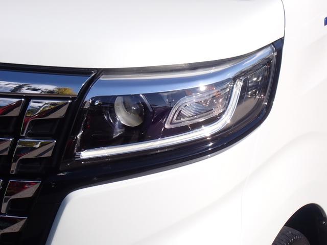 スペーシアカスタム ハイブリッドＸＳターボ　社外８型ナビ　フルセグ　ＣＤ　ＤＶＤ　Ｂｌｕｅｔｏｏｔｈオーディオ　バックカメラ　前後ドライブレコーダー　ビルドインＥＴＣ　両側パワースライドドア　運転席シートヒーター　スズキセーフティーサポート（44枚目）