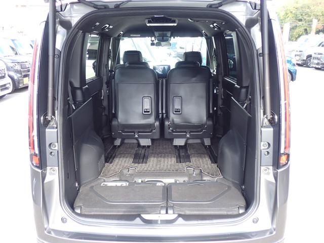 ステップワゴン ｅ：ＨＥＶスパーダ　純正９型ナビ　純正１０型フリップダウンモニター　フルセグ　ＣＤ録音　ＤＶＤ　Ｂｌｕｅｔｏｏｔｈオーディオ　バックカメラ　ビルドインＥＴＣ　両側パワースライドドア　ホンダセンシング（14枚目）