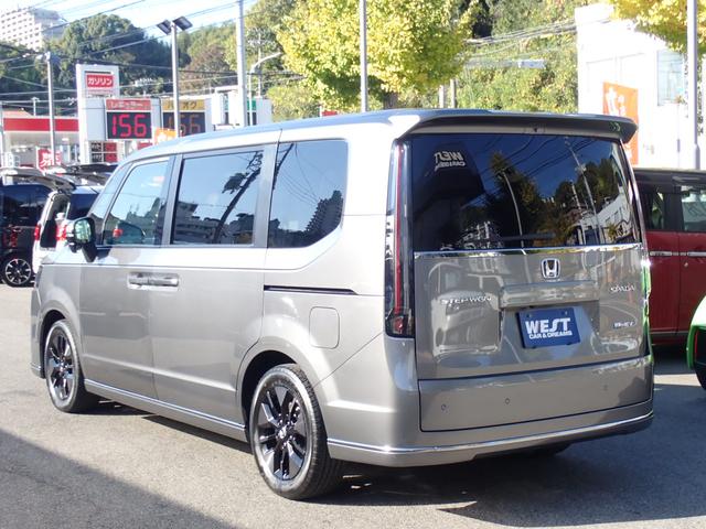 ステップワゴン ｅ：ＨＥＶスパーダ　純正９型ナビ　純正１０型フリップダウンモニター　フルセグ　ＣＤ録音　ＤＶＤ　Ｂｌｕｅｔｏｏｔｈオーディオ　バックカメラ　ビルドインＥＴＣ　両側パワースライドドア　ホンダセンシング（21枚目）