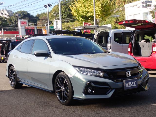 シビック ハッチバック　純正７型ナビ　ＣＤ　Ｂｌｕｅｔｏｏｔｈオーディオ　バックカメラ　ビルドイン２．０ＥＴＣ　純正フルエアロ　前席シートヒーター　前席パワーシート　ハーフレザーシート　リアスポイラー　ホンダセンシング（16枚目）