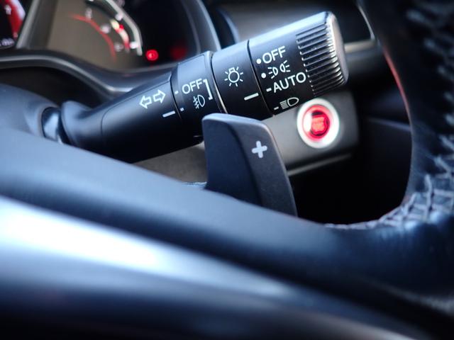 シビック ハッチバック　純正７型ナビ　ＣＤ　Ｂｌｕｅｔｏｏｔｈオーディオ　バックカメラ　ビルドイン２．０ＥＴＣ　純正フルエアロ　前席シートヒーター　前席パワーシート　ハーフレザーシート　リアスポイラー　ホンダセンシング（35枚目）