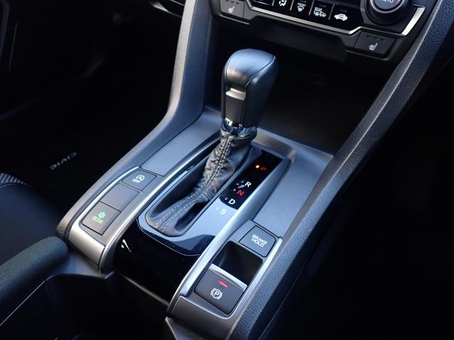 シビック ハッチバック　純正７型ナビ　ＣＤ　Ｂｌｕｅｔｏｏｔｈオーディオ　バックカメラ　ビルドイン２．０ＥＴＣ　純正フルエアロ　前席シートヒーター　前席パワーシート　ハーフレザーシート　リアスポイラー　ホンダセンシング（37枚目）