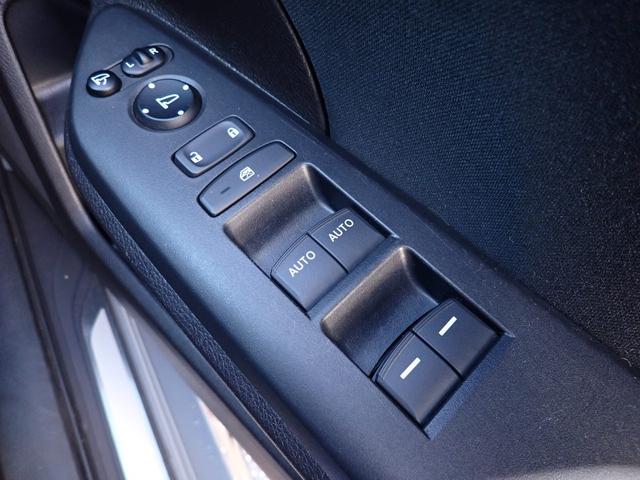 シビック ハッチバック　純正７型ナビ　ＣＤ　Ｂｌｕｅｔｏｏｔｈオーディオ　バックカメラ　ビルドイン２．０ＥＴＣ　純正フルエアロ　前席シートヒーター　前席パワーシート　ハーフレザーシート　リアスポイラー　ホンダセンシング（41枚目）