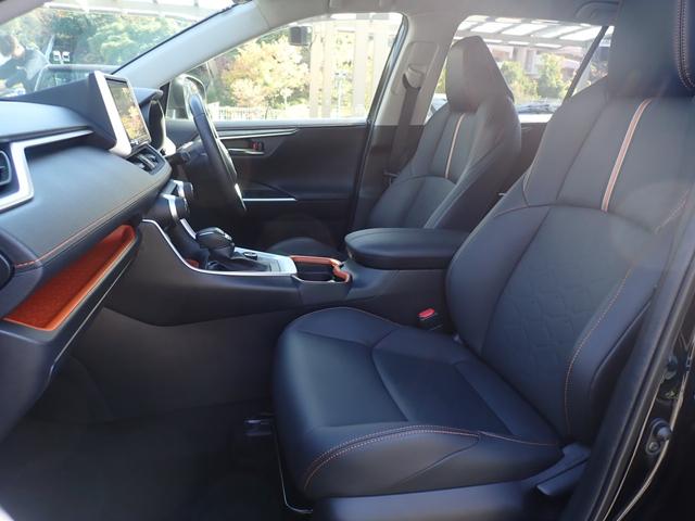 ＲＡＶ４ アドベンチャー　社外９インチナビ　トヨタセーフティセンス　ソフトレザーシート　ビルドインＥＴＣ　パワーバックドア　バックカメラ　前後ドライブレコーダー　ルーフレール　スマートルームミラー（3枚目）