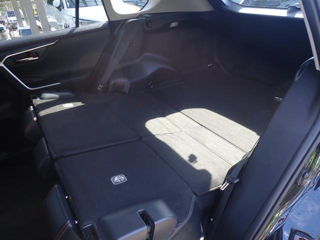 ＲＡＶ４ アドベンチャー　社外９インチナビ　トヨタセーフティセンス　ソフトレザーシート　ビルドインＥＴＣ　パワーバックドア　バックカメラ　前後ドライブレコーダー　ルーフレール　スマートルームミラー（9枚目）