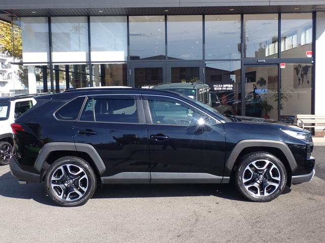 ＲＡＶ４ アドベンチャー　社外９インチナビ　トヨタセーフティセンス　ソフトレザーシート　ビルドインＥＴＣ　パワーバックドア　バックカメラ　前後ドライブレコーダー　ルーフレール　スマートルームミラー（15枚目）