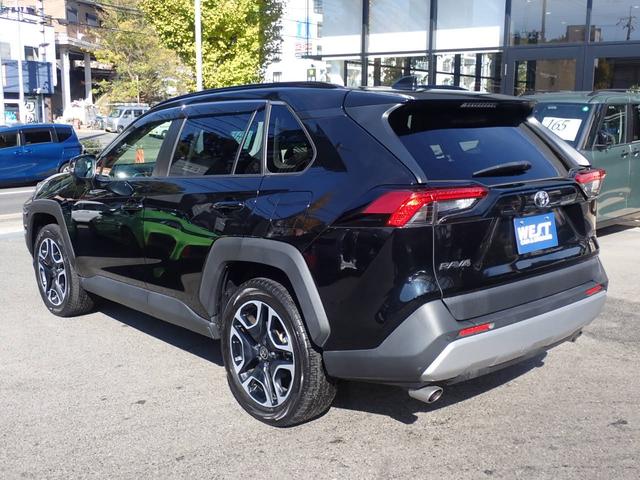 ＲＡＶ４ アドベンチャー　社外９インチナビ　トヨタセーフティセンス　ソフトレザーシート　ビルドインＥＴＣ　パワーバックドア　バックカメラ　前後ドライブレコーダー　ルーフレール　スマートルームミラー（18枚目）