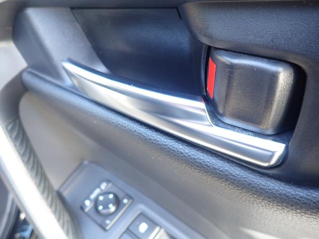 ＲＡＶ４ アドベンチャー　社外９インチナビ　トヨタセーフティセンス　ソフトレザーシート　ビルドインＥＴＣ　パワーバックドア　バックカメラ　前後ドライブレコーダー　ルーフレール　スマートルームミラー（37枚目）