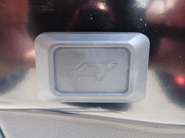 ＲＡＶ４ アドベンチャー　社外９インチナビ　トヨタセーフティセンス　ソフトレザーシート　ビルドインＥＴＣ　パワーバックドア　バックカメラ　前後ドライブレコーダー　ルーフレール　スマートルームミラー（39枚目）