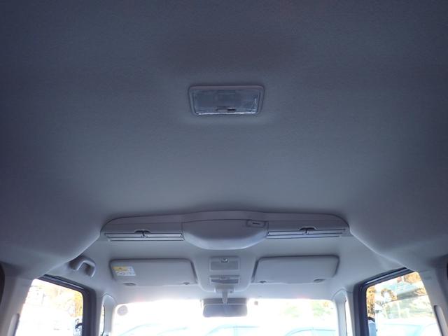 スペーシアカスタム ハイブリッドＸＳ　純正９インチナビ　カープレイ対応　両側電動スライドドア　ビルドインＥＴＣ全方位カメラ　レーダークルーズ　コーナーセンサー　ハーフレザーシート　ＨＵＤ　ステアリングリモコン（12枚目）