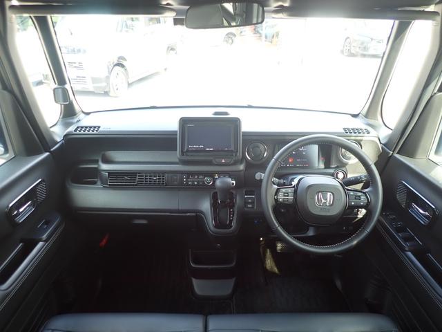 Ｎ－ＢＯＸカスタム コーディネートスタイル　ホンダセンシング　社外ナビゲーション　両側電動スライドドア　前後ドライブレコーダー　レザーシート　前席シートヒーター　クリアランスソナー　ルーフコンソール（2枚目）