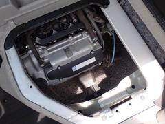 フロアマットやバイザーを新品に交換してご納車する前に交換する事も出来ます！この２つの交換で気分は新車です！フロアマットとバイザーセット　１９，８００円〜 6