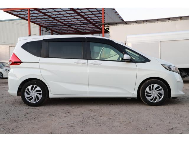 フリード G・ホンダセンシング 両側パワスラ スマートキー プッシュスタート クルーズコントロール 純正メモリーナビ フルセグTV バックカメラ ETC ドライブレコーダー(10枚目)