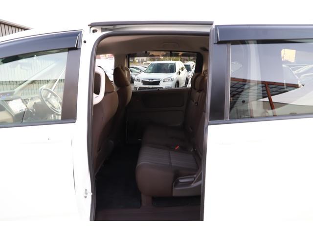 フリード G・ホンダセンシング 両側パワスラ スマートキー プッシュスタート クルーズコントロール 純正メモリーナビ フルセグTV バックカメラ ETC ドライブレコーダー(28枚目)