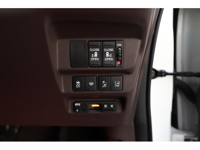 フリード G・ホンダセンシング 両側パワスラ スマートキー プッシュスタート クルーズコントロール 純正メモリーナビ フルセグTV バックカメラ ETC ドライブレコーダー(39枚目)