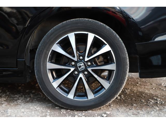 ステップワゴンスパーダ Ｚ　クールスピリット　両側パワスラ　キーレス　純正ナビ　地デジＴＶ　バックカメラ　ＥＴＣ　クルーズコントロール　純正１７インチＡＷ（18枚目）