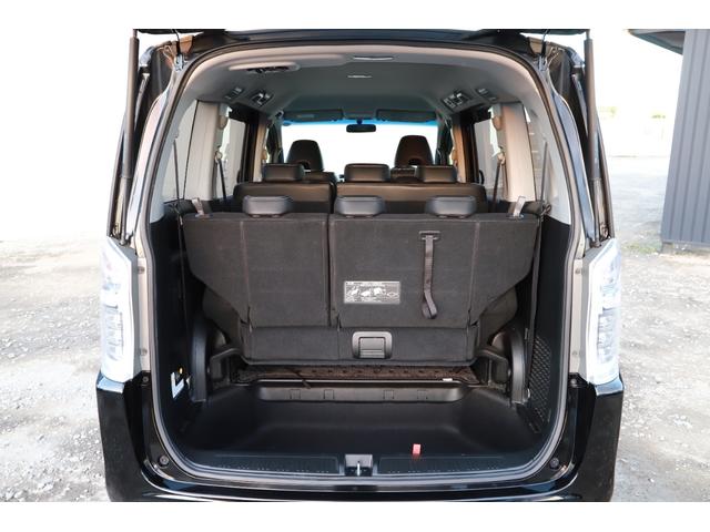 ステップワゴンスパーダ Ｚ　クールスピリット　両側パワスラ　キーレス　純正ナビ　地デジＴＶ　バックカメラ　ＥＴＣ　クルーズコントロール　純正１７インチＡＷ（21枚目）