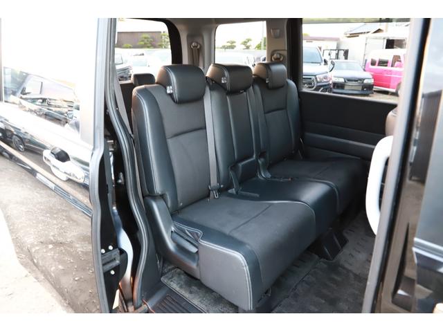 ステップワゴンスパーダ Ｚ　クールスピリット　両側パワスラ　キーレス　純正ナビ　地デジＴＶ　バックカメラ　ＥＴＣ　クルーズコントロール　純正１７インチＡＷ（32枚目）