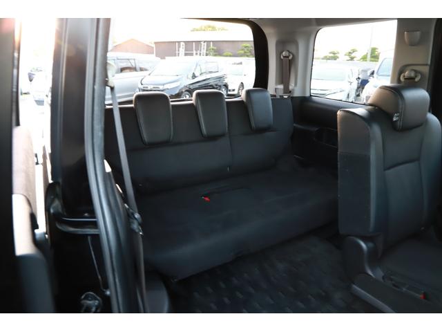 ステップワゴンスパーダ Ｚ　クールスピリット　両側パワスラ　キーレス　純正ナビ　地デジＴＶ　バックカメラ　ＥＴＣ　クルーズコントロール　純正１７インチＡＷ（33枚目）