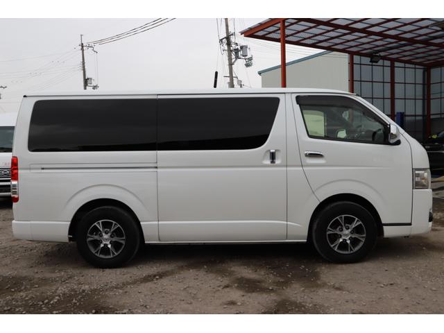 ハイエースバン スーパーGL ダークプライムII ディーゼル 12ヶ月保証付 両側スライドドア スマートキー プッシュスタート メモリーナビ 地デジTV バックカメラ ETC2.0 純正15AW(10枚目)
