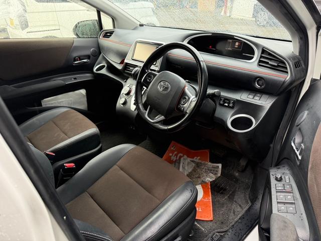 シエンタ １２ヶ月保証付　ファンベースＧ　クエロ　パワースライドドア　ＥＴＣ　バックモニター（5枚目）