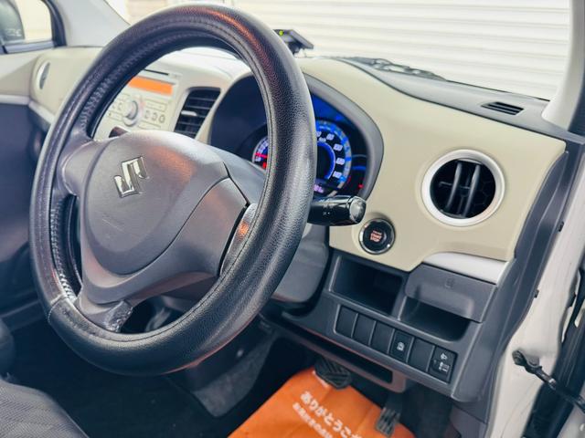 ワゴンＲ ＦＸリミテッド　プッシュスタート　ＣＤ　ＥＴＣ　キーレス２個　マット　バイザー（9枚目）