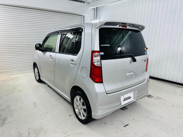 ワゴンＲ ＦＸリミテッド　プッシュスタート　ＣＤ　ＥＴＣ　キーレス２個　マット　バイザー（24枚目）