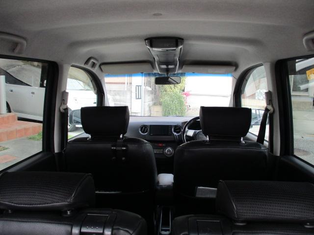 SUBARU LUCRA CUSTOM RS