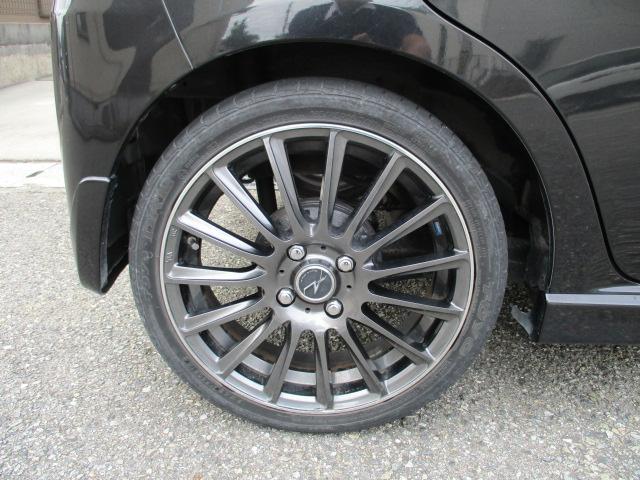 SUBARU LUCRA CUSTOM RS