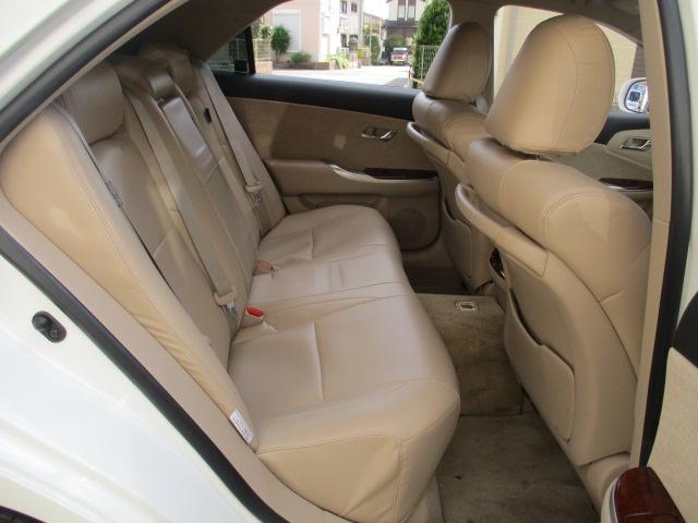 クラウン 2.5ロイヤルサルーン プレミアムエディション(7枚目)