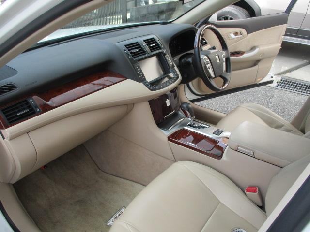 クラウン 2.5ロイヤルサルーン プレミアムエディション(11枚目)