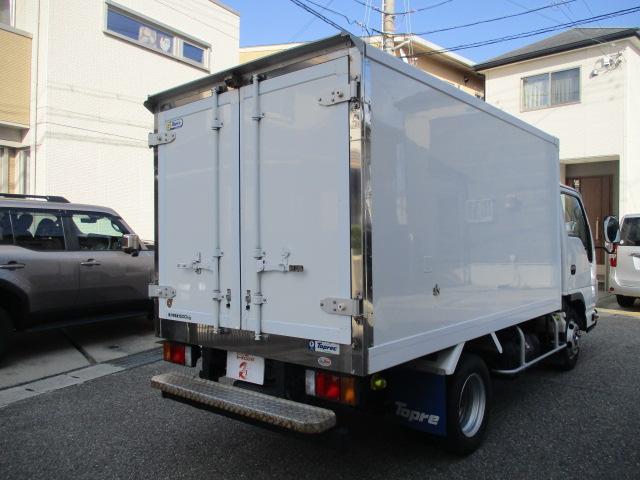 いすゞ 　冷蔵冷凍車（22枚目）