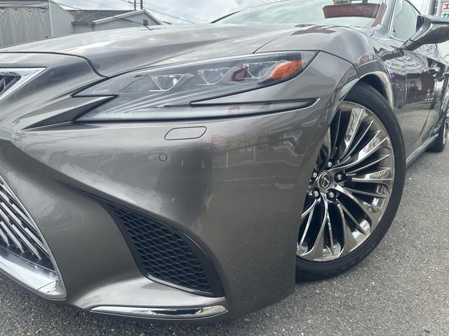 LS LS500h Iパッケージ 禁煙車 サンルーフ 全周囲カメラ コーナーセンサー エアサスコントローラー 純正ナビ Bluetooth 純正20インチOPホイール 前後ドライブレコーダー ETC 黒革 シートヒーター シートクーラ(6枚目)