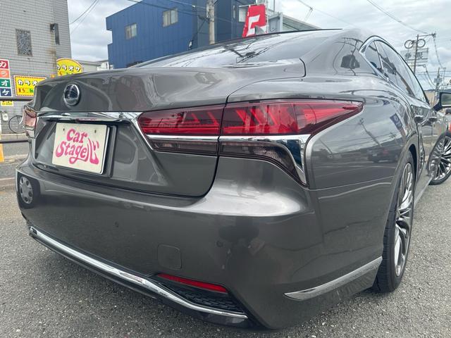 LS LS500h Iパッケージ 禁煙車 サンルーフ 全周囲カメラ コーナーセンサー エアサスコントローラー 純正ナビ Bluetooth 純正20インチOPホイール 前後ドライブレコーダー ETC 黒革 シートヒーター シートクーラ(12枚目)