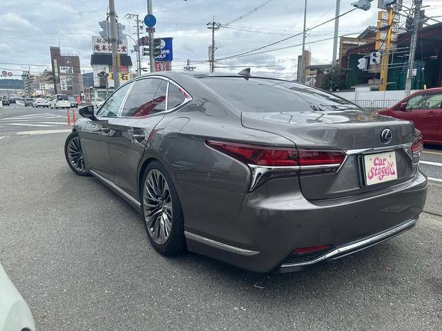 LS LS500h Iパッケージ 禁煙車 サンルーフ 全周囲カメラ コーナーセンサー エアサスコントローラー 純正ナビ Bluetooth 純正20インチOPホイール 前後ドライブレコーダー ETC 黒革 シートヒーター シートクーラ(13枚目)