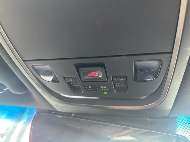 LS LS500h Iパッケージ 禁煙車 サンルーフ 全周囲カメラ コーナーセンサー エアサスコントローラー 純正ナビ Bluetooth 純正20インチOPホイール 前後ドライブレコーダー ETC 黒革 シートヒーター シートクーラ(41枚目)