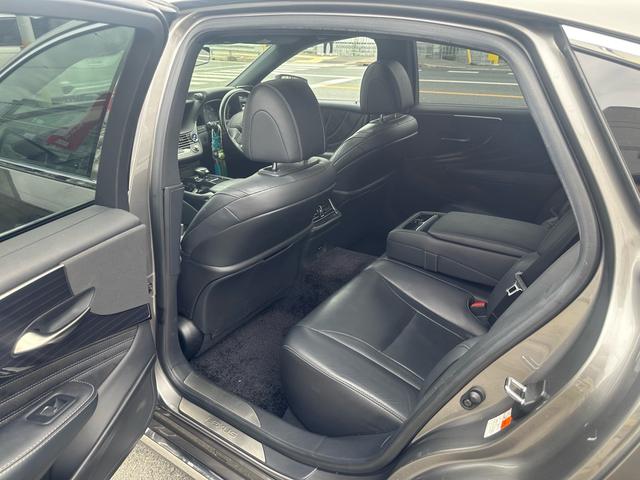 LS LS500h Iパッケージ 禁煙車 サンルーフ 全周囲カメラ コーナーセンサー エアサスコントローラー 純正ナビ Bluetooth 純正20インチOPホイール 前後ドライブレコーダー ETC 黒革 シートヒーター シートクーラ(50枚目)