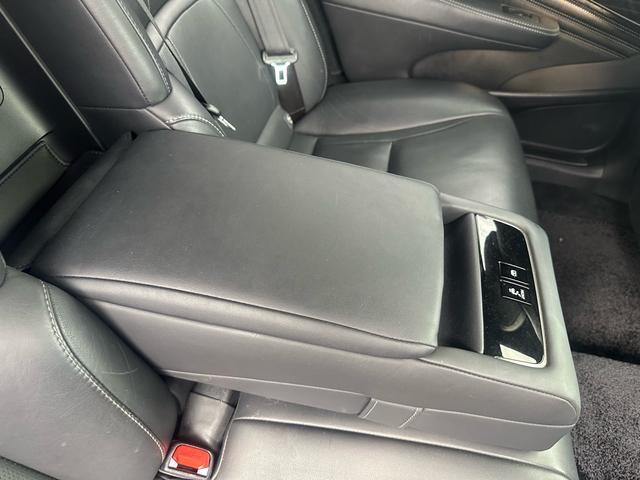 LS LS500h Iパッケージ 禁煙車 サンルーフ 全周囲カメラ コーナーセンサー エアサスコントローラー 純正ナビ Bluetooth 純正20インチOPホイール 前後ドライブレコーダー ETC 黒革 シートヒーター シートクーラ(55枚目)