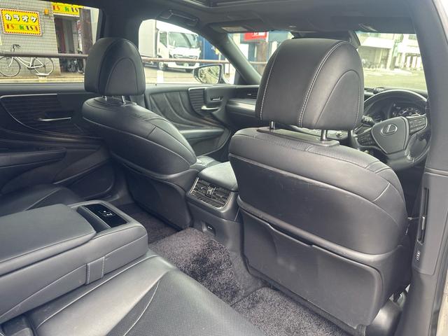 LS LS500h Iパッケージ 禁煙車 サンルーフ 全周囲カメラ コーナーセンサー エアサスコントローラー 純正ナビ Bluetooth 純正20インチOPホイール 前後ドライブレコーダー ETC 黒革 シートヒーター シートクーラ(58枚目)
