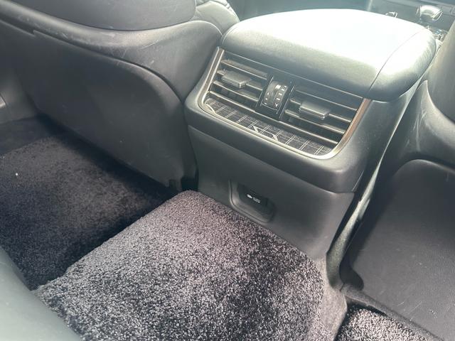 LS LS500h Iパッケージ 禁煙車 サンルーフ 全周囲カメラ コーナーセンサー エアサスコントローラー 純正ナビ Bluetooth 純正20インチOPホイール 前後ドライブレコーダー ETC 黒革 シートヒーター シートクーラ(59枚目)