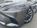 LS LS500h Iパッケージ 禁煙車 サンルーフ 全周囲カメラ コーナーセンサー エアサスコントローラー 純正ナビ Bluetooth 純正20インチOPホイール 前後ドライブレコーダー ETC 黒革 シートヒーター シートクーラ(6枚目)